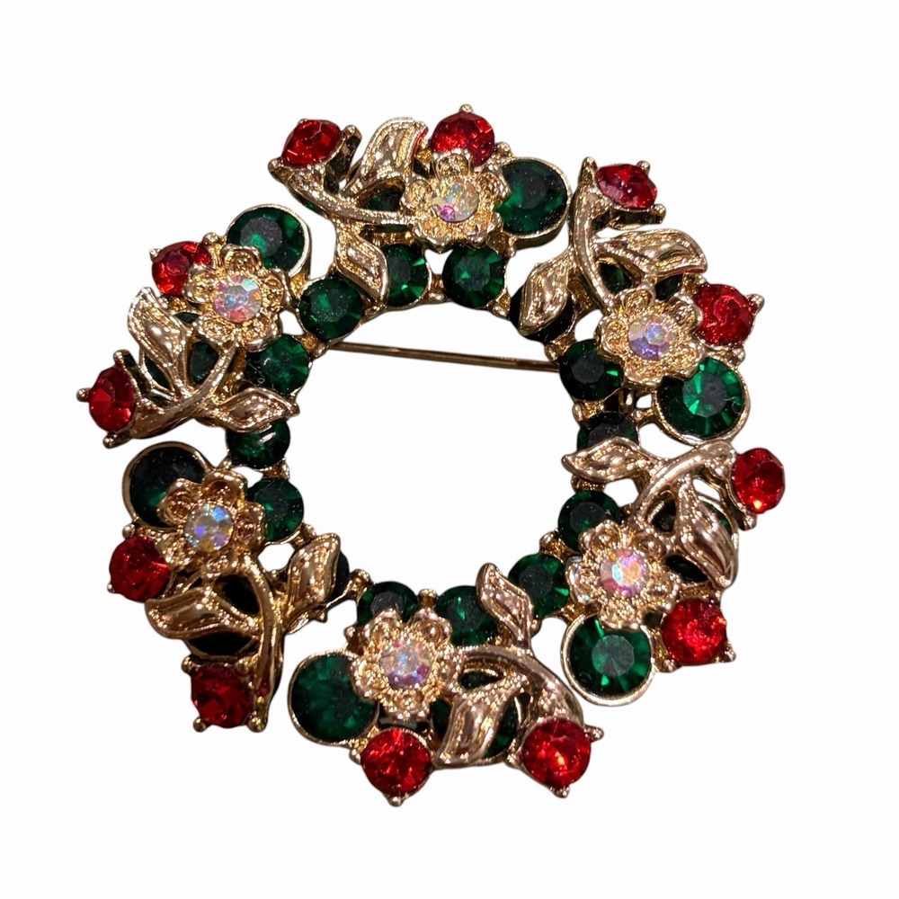 MONET Vintage Christmas Wreath Brooch Red Green Rhinestones Gold Tone 1.75" Inch